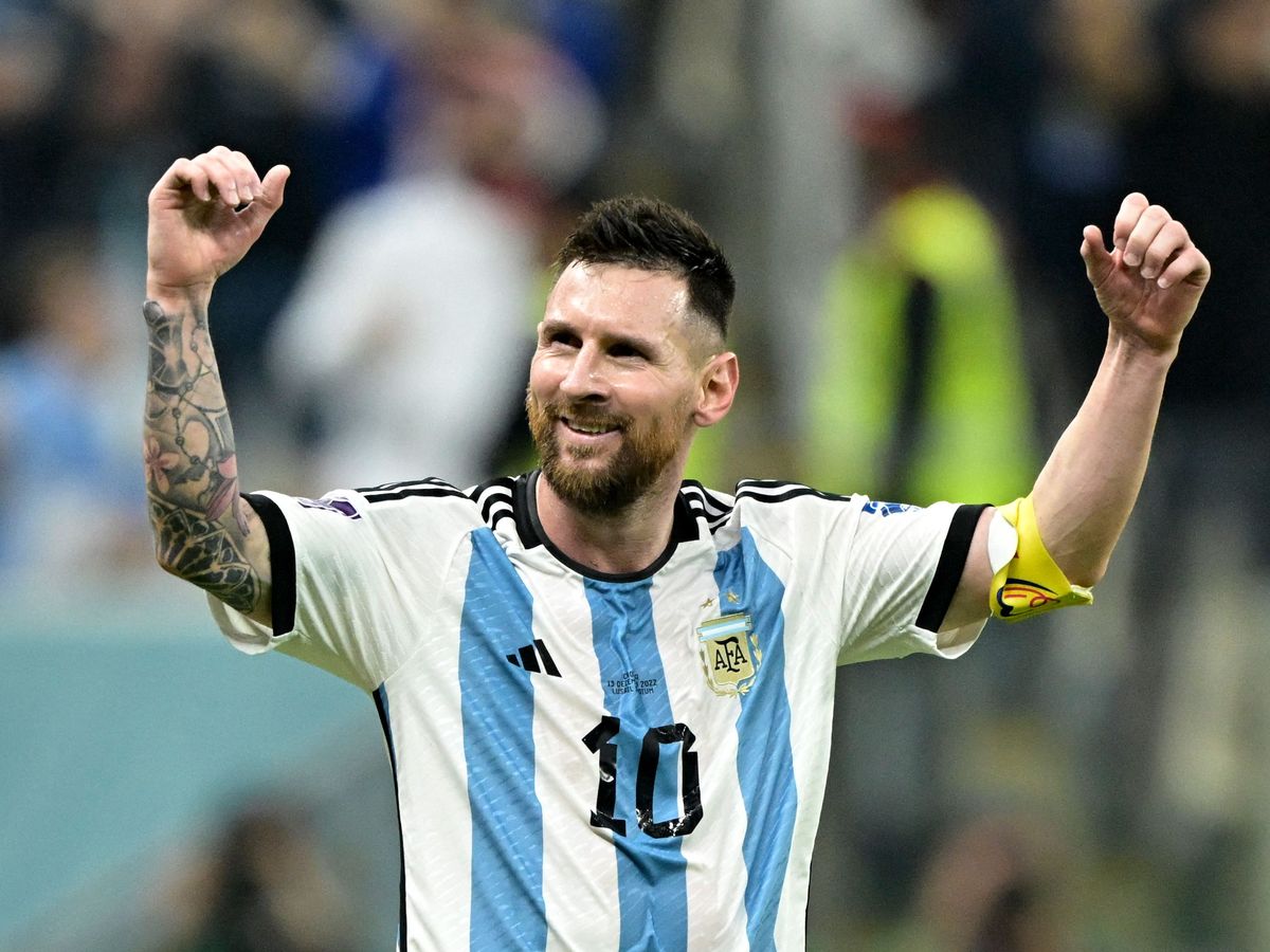 Argentina storms into the final of the football world cup as they defeated Croatia 3-0 in the first semifinal.