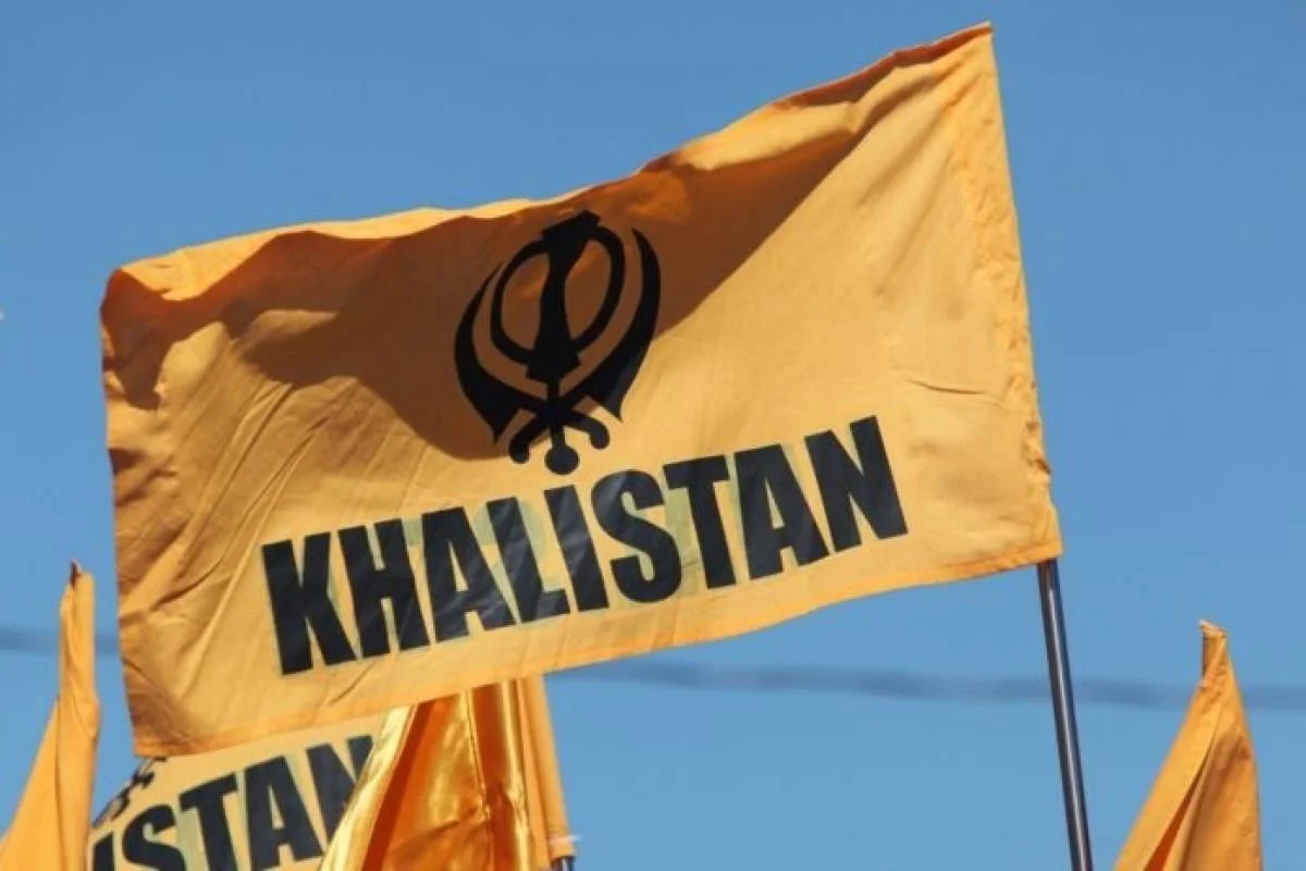 It is identity crises for Sikhs in Indian Punjab. They are Punjabis, Sikhs and Indians at the same time. However, they are more Punjabis & Sikhs than Indians. #Khalistanis #KhalistanMovement #Sikh