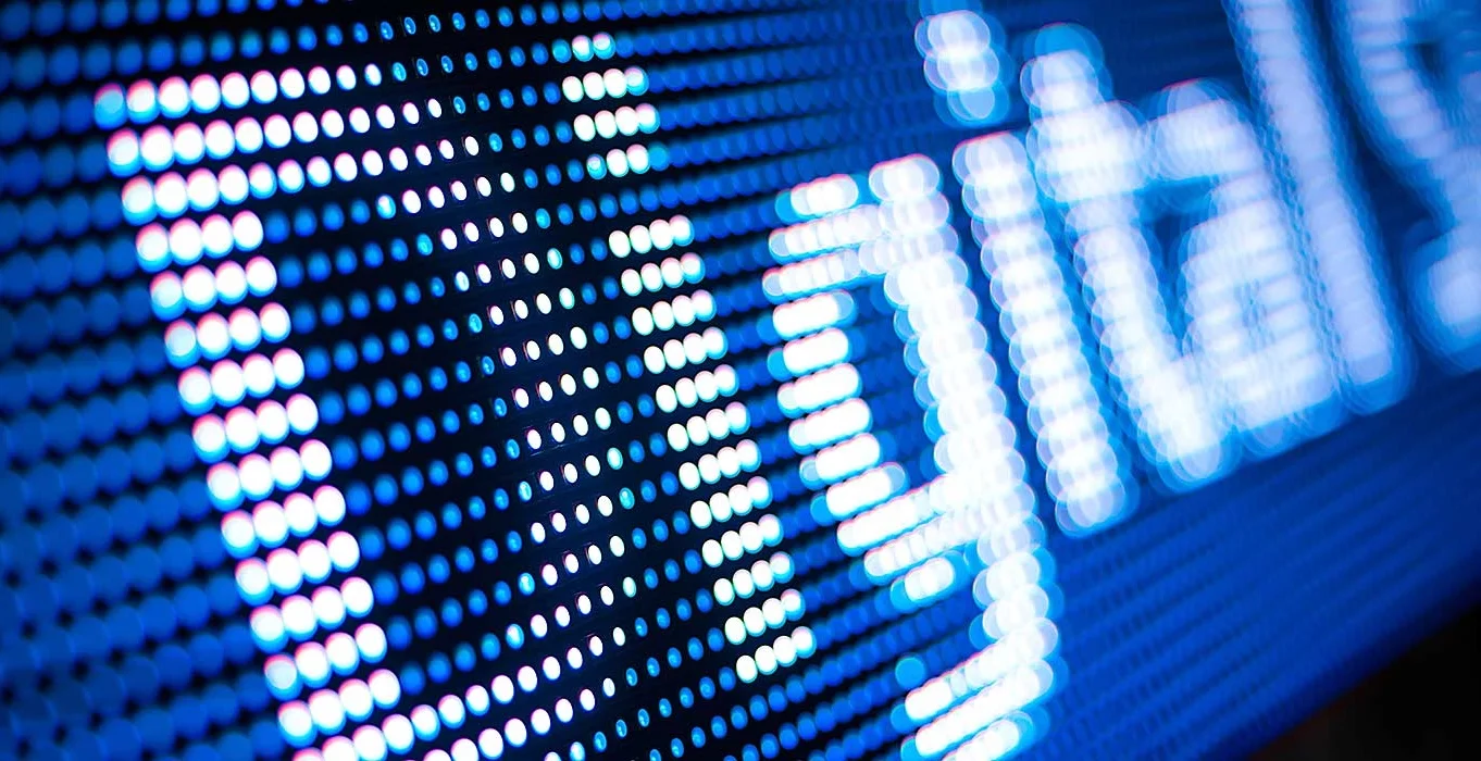 The display can be optimized by increasing the pixel capacity. A Technological Revolution is on the Cards according to MIT experts.